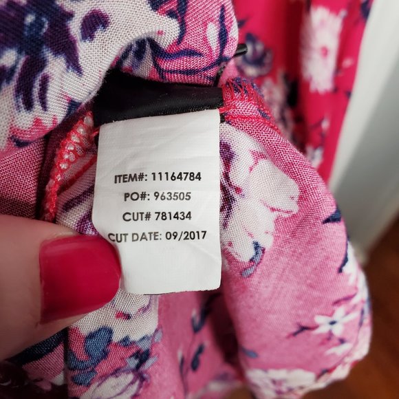 Beautiful! Torrid floral dress🌸. Size 2x - Picture 7 of 12